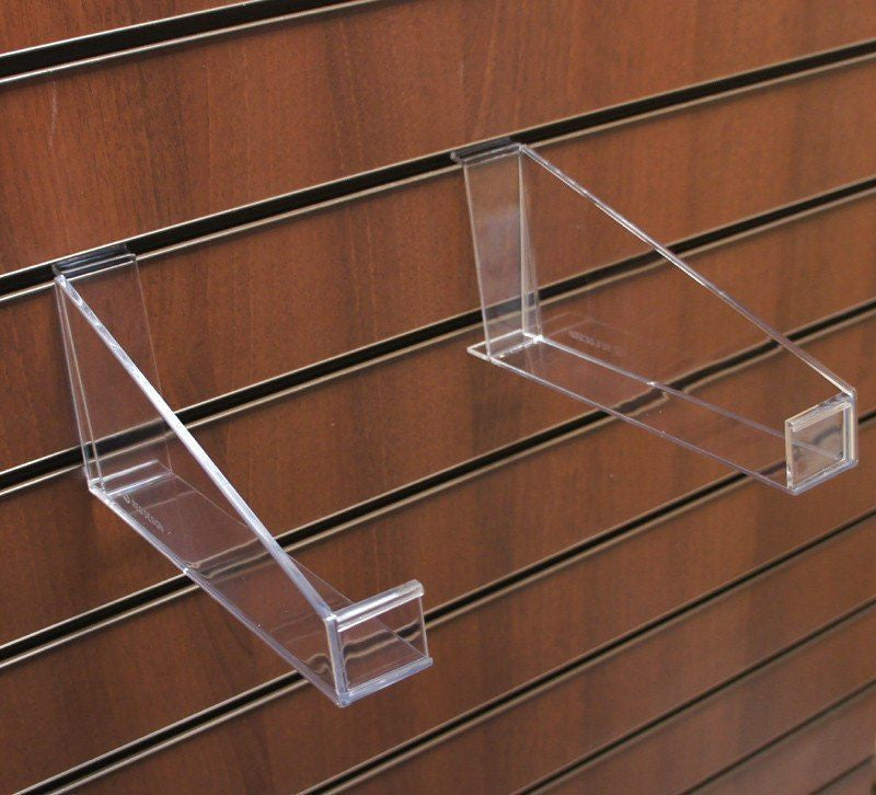 Large photo frame holders for slatwall